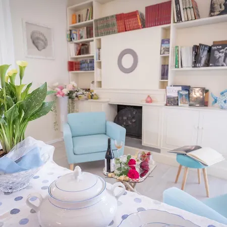 Due Passi Dal Mare Bed & Breakfast Cinquale