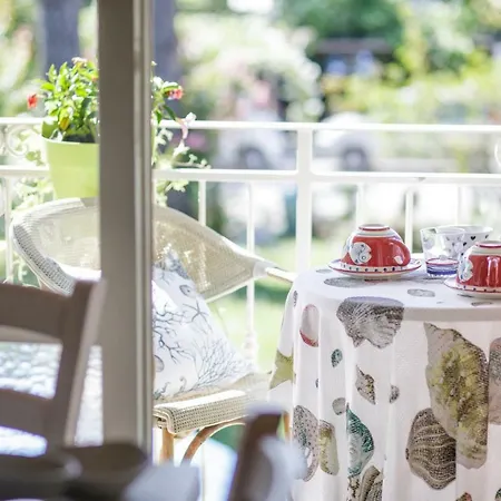 Bed & Breakfast Due Passi Dal Mare Cinquale