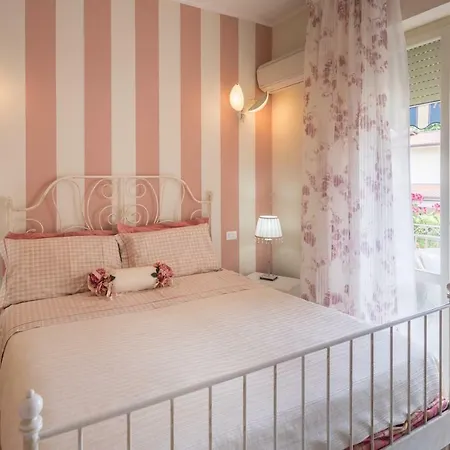 Due Passi Dal Mare Bed & Breakfast