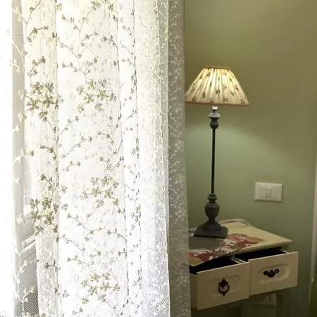 Due Passi Dal Mare فندق مبيت وإفطار 3*
